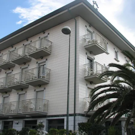 Hotel Smeraldo 3*